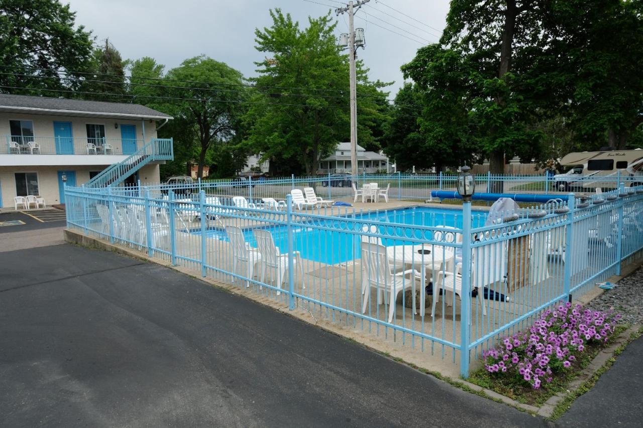 Starlite Motel Wisconsin Dells Exterior foto